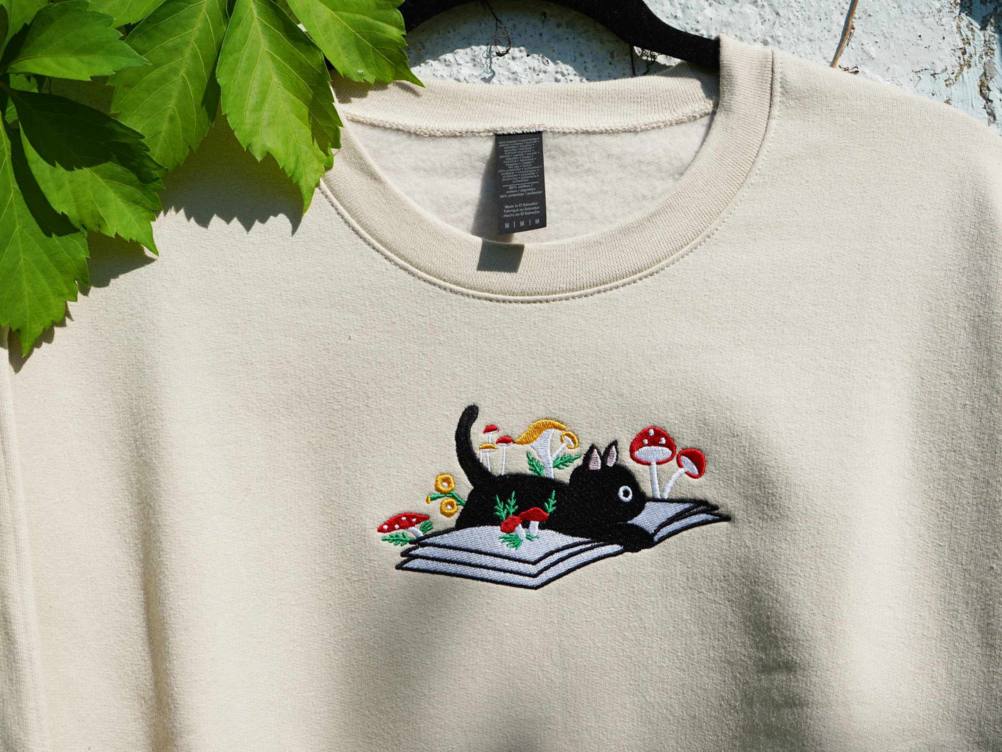 Book Cat with Flowers Embroidered Sweatshirt