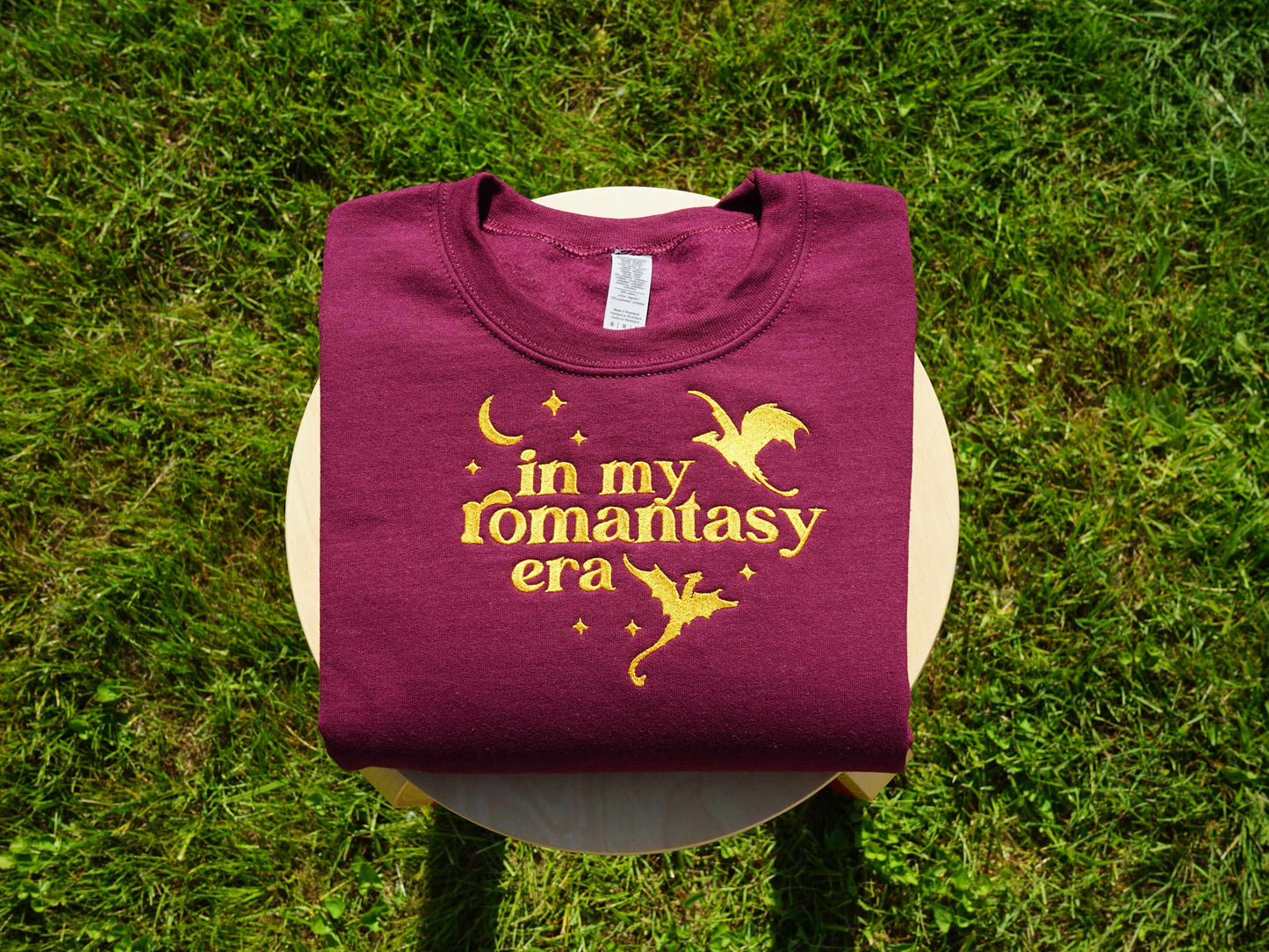 Romantasy Era Embroidered Sweatshirt